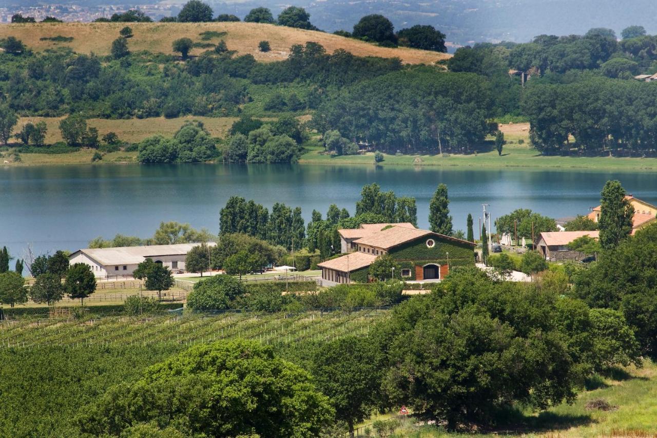 Agriturismo Potrero Grande Sul Lago Di Martignano Con Spiaggia Campagnano Di Roma Zewnętrze zdjęcie